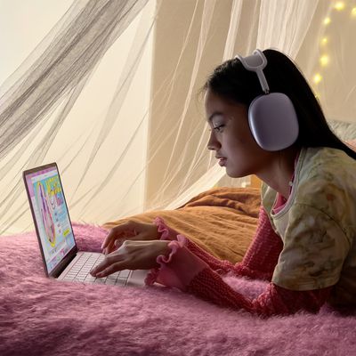 MacBook Neo Lifestyle