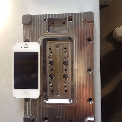 iphone 6 mold comp 1