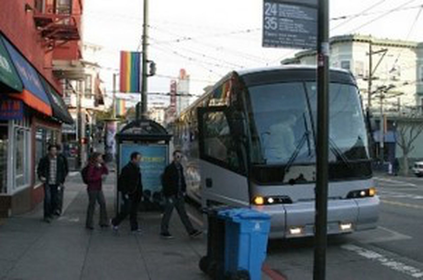 Apple Google Shuttles to Pay to Use Public Bus Stops in San