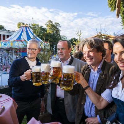tim cook oktoberfest germany