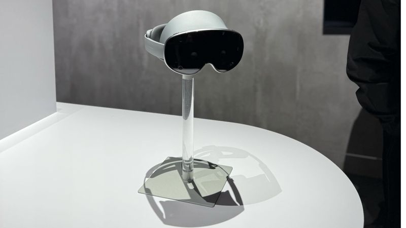 Τα headset VR της Samsung μοιάζουν πολύ με το Apple Vision Pro