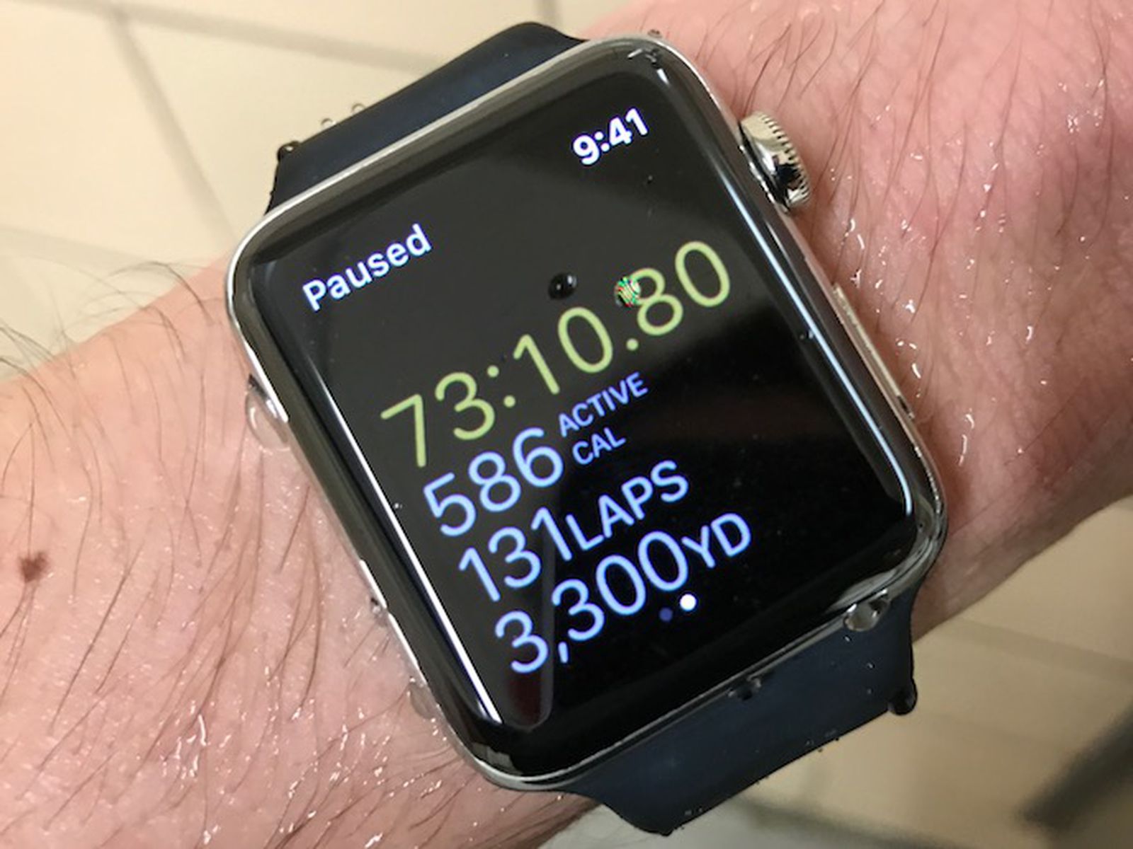 How Does Apple Watch Calculate Swimming Calories?