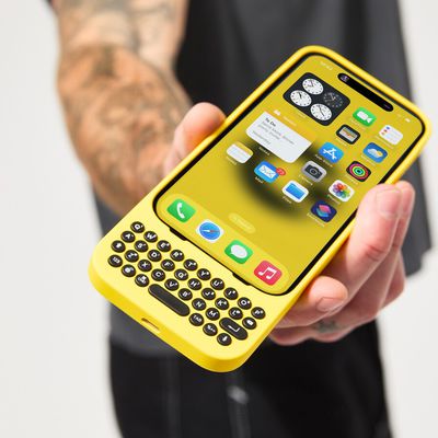 Clicks Keyboard iPhone Yellow