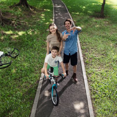 content DJI Spark Family Bike Ride