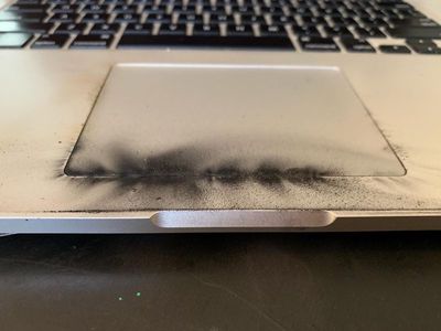 macbookprodamaged1