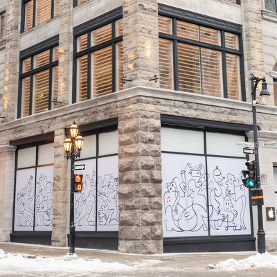 New Apple Store Montreal