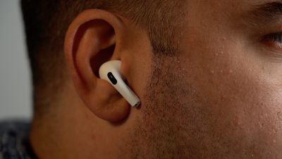 Apple Facing After AirPods Allegedly Ruptured Eardrums With Amber Alert - MacRumors