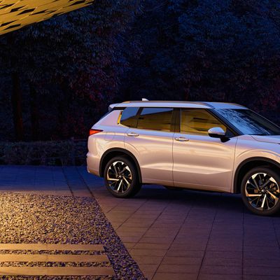 mitsubishi outlander 2022