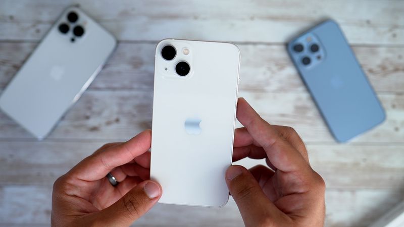 iPhone 13 and 13 Pro Unboxing and Honest First Impressions - MacRumors