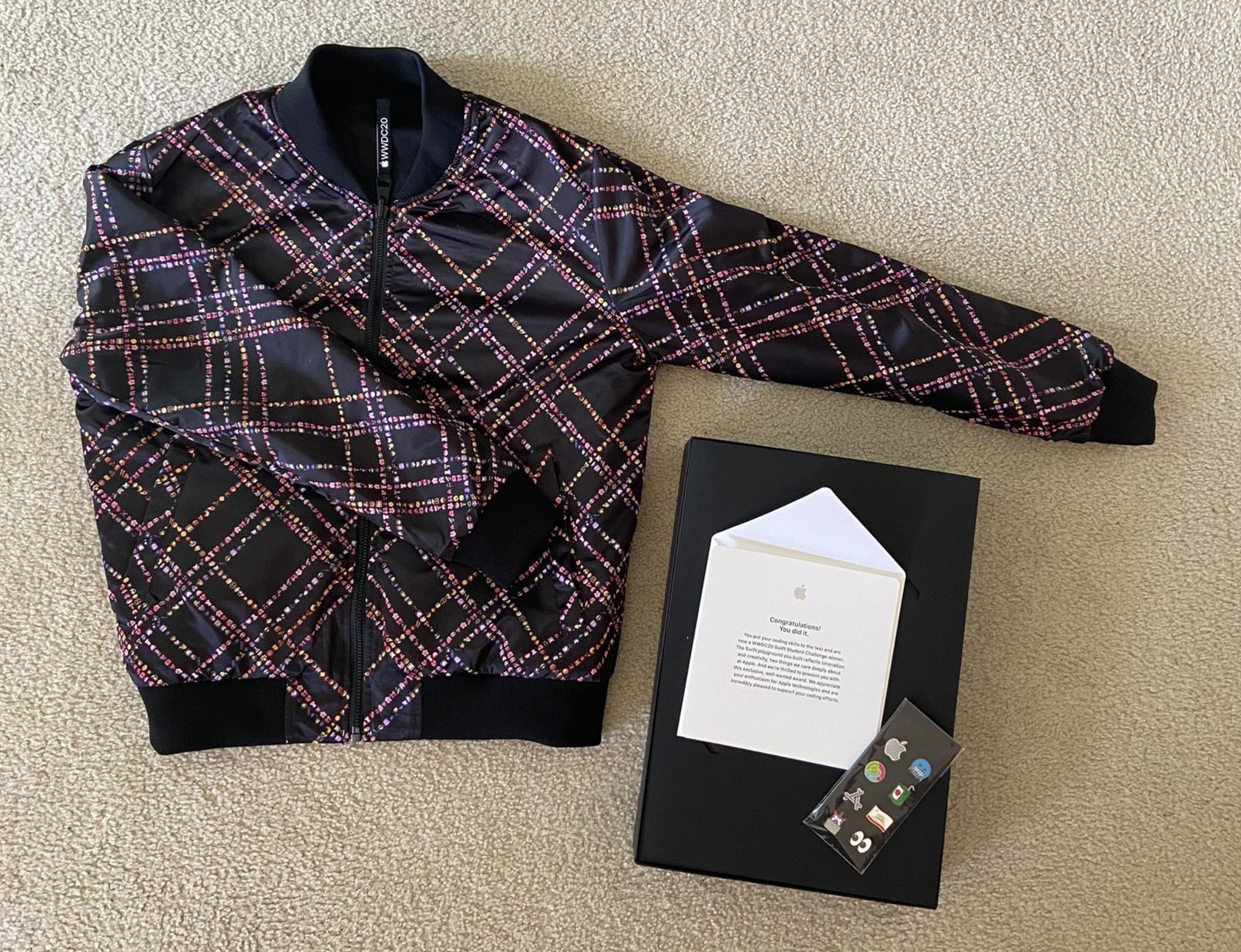 Swift Student Challenge Winners Share Photos of WWDC20 Jacket and
