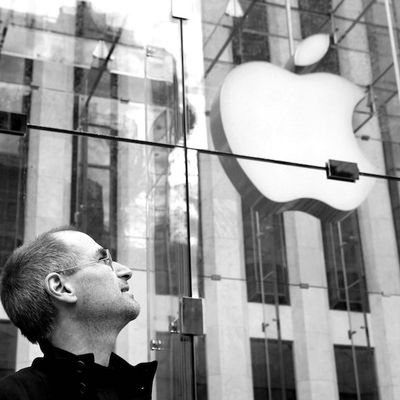 steve jobs apple cube