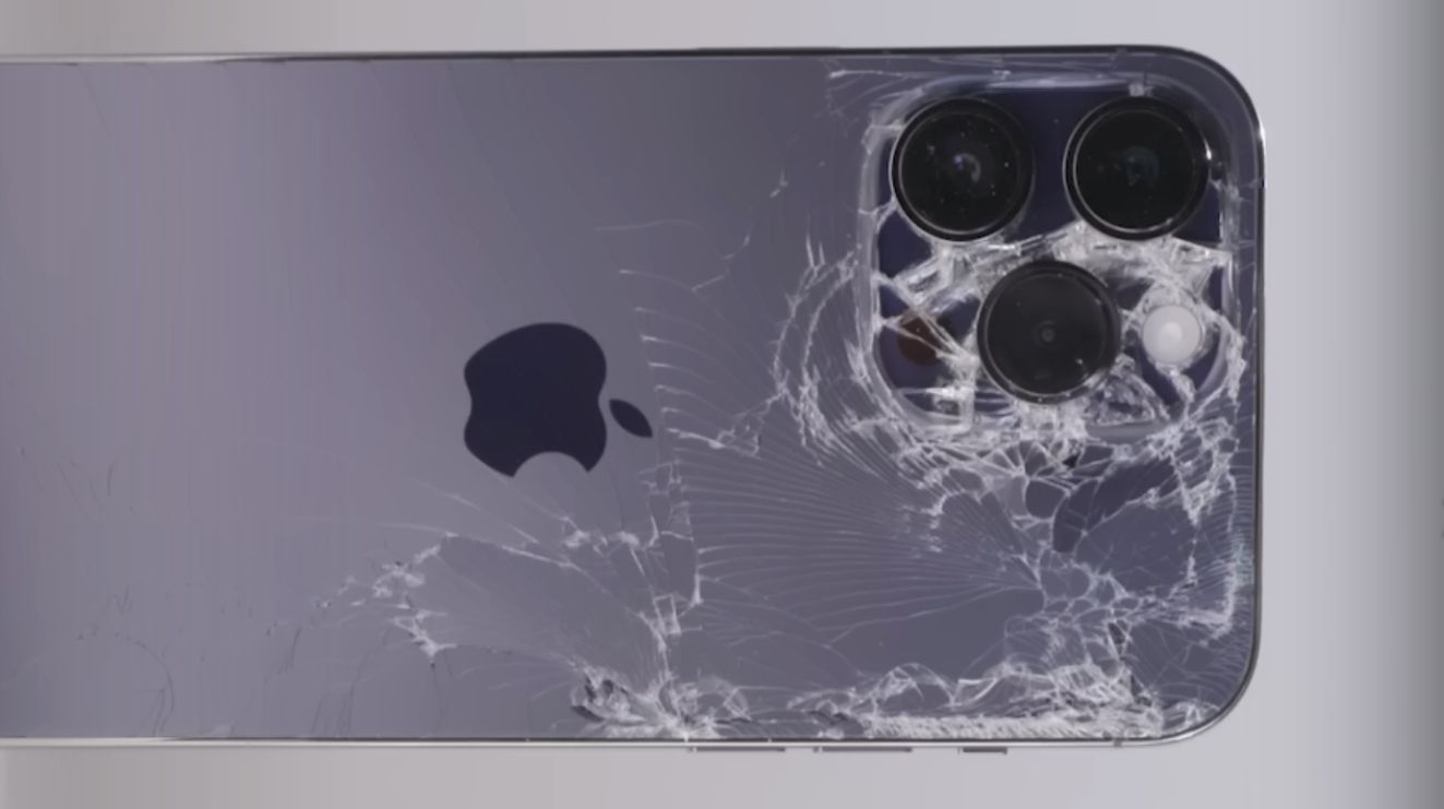 iPhone 14 Pro Cracked Glass