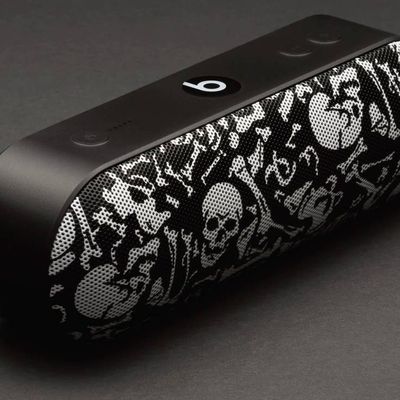 beats pill stussy