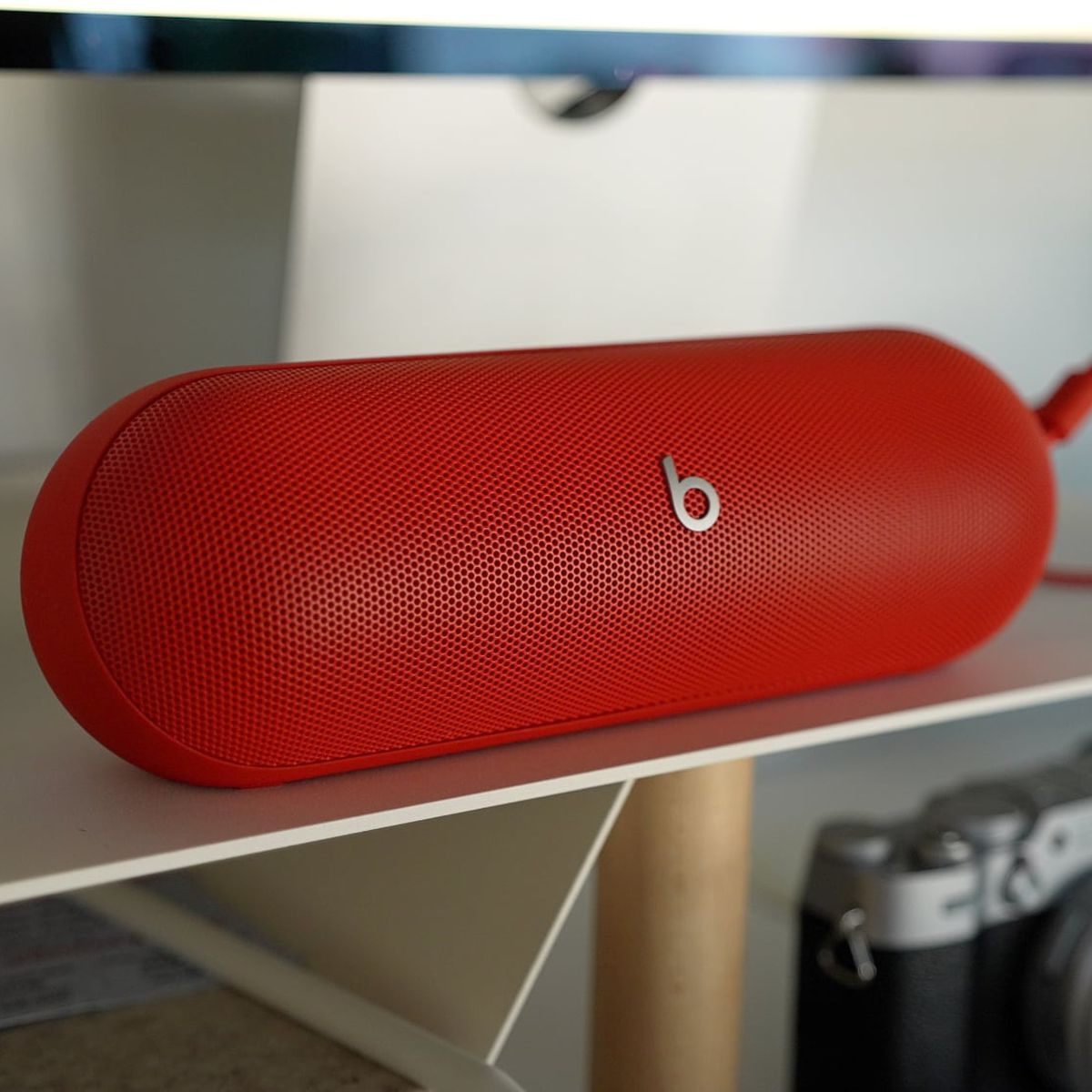 beats-pill-1.jpg