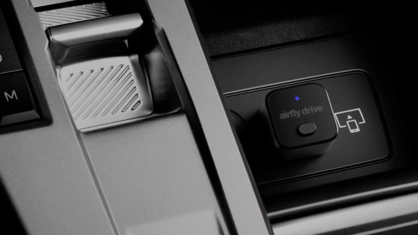 Twelve South Launches $39.99 Airfly Drive for Wireless CarPlay