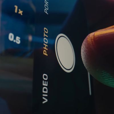 iphone 14 camera shutter