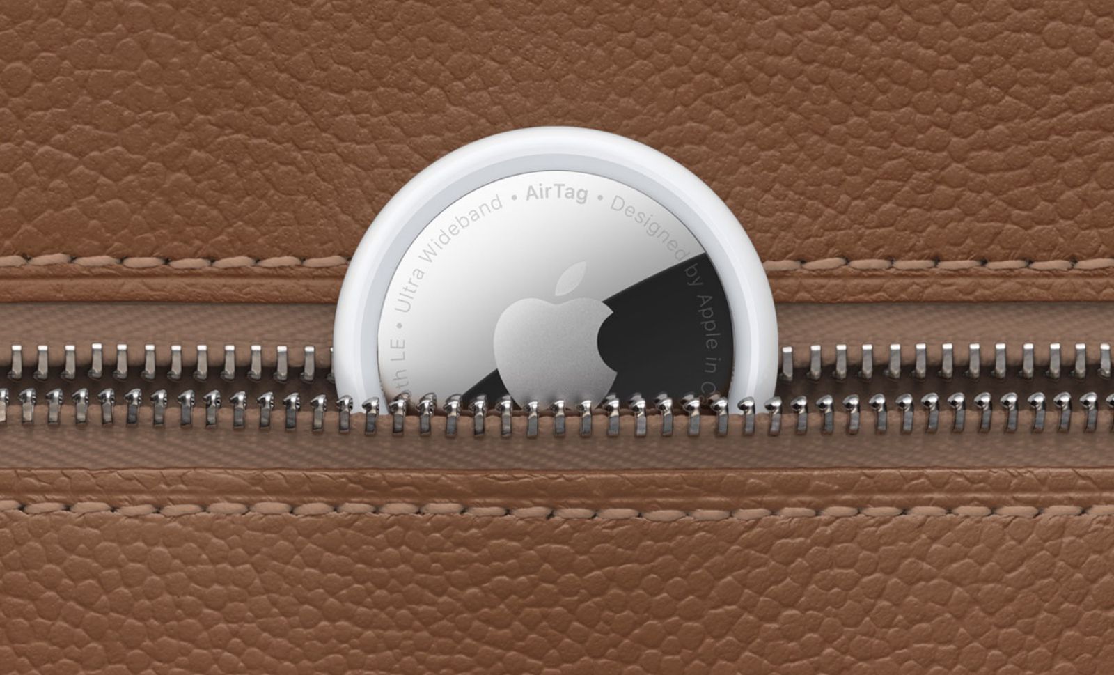 photo of Apple Explains How to Stay Safe With AirTag and More in Personal Safety Guide image