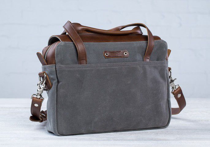 Review: Pad & Quill's Small Briefcase Is a Neat Bag for Your iPad ...