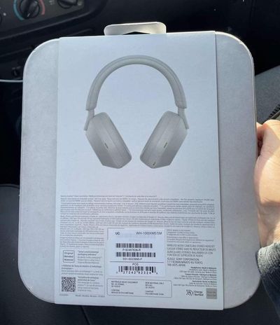 Sony WH-1000XM5 Retail Packaging Leak Confirms Headphones Redesign [Update:  May 12 Announcement Confirmed] - MacRumors