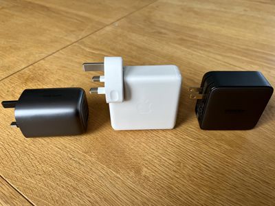 Ugreen's 100W charger has a MagSafe pad equipped with a hinge