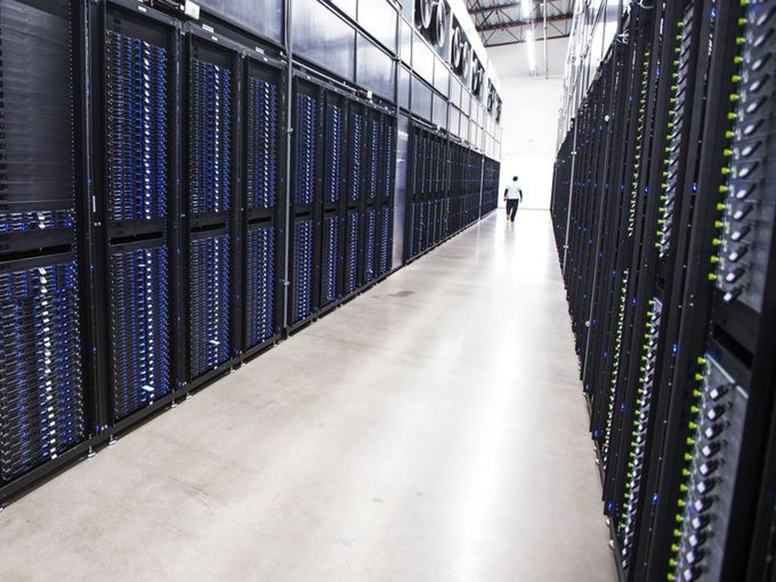 Apple Offers Rare Look Inside Mesa, Arizona Data Center MacRumors