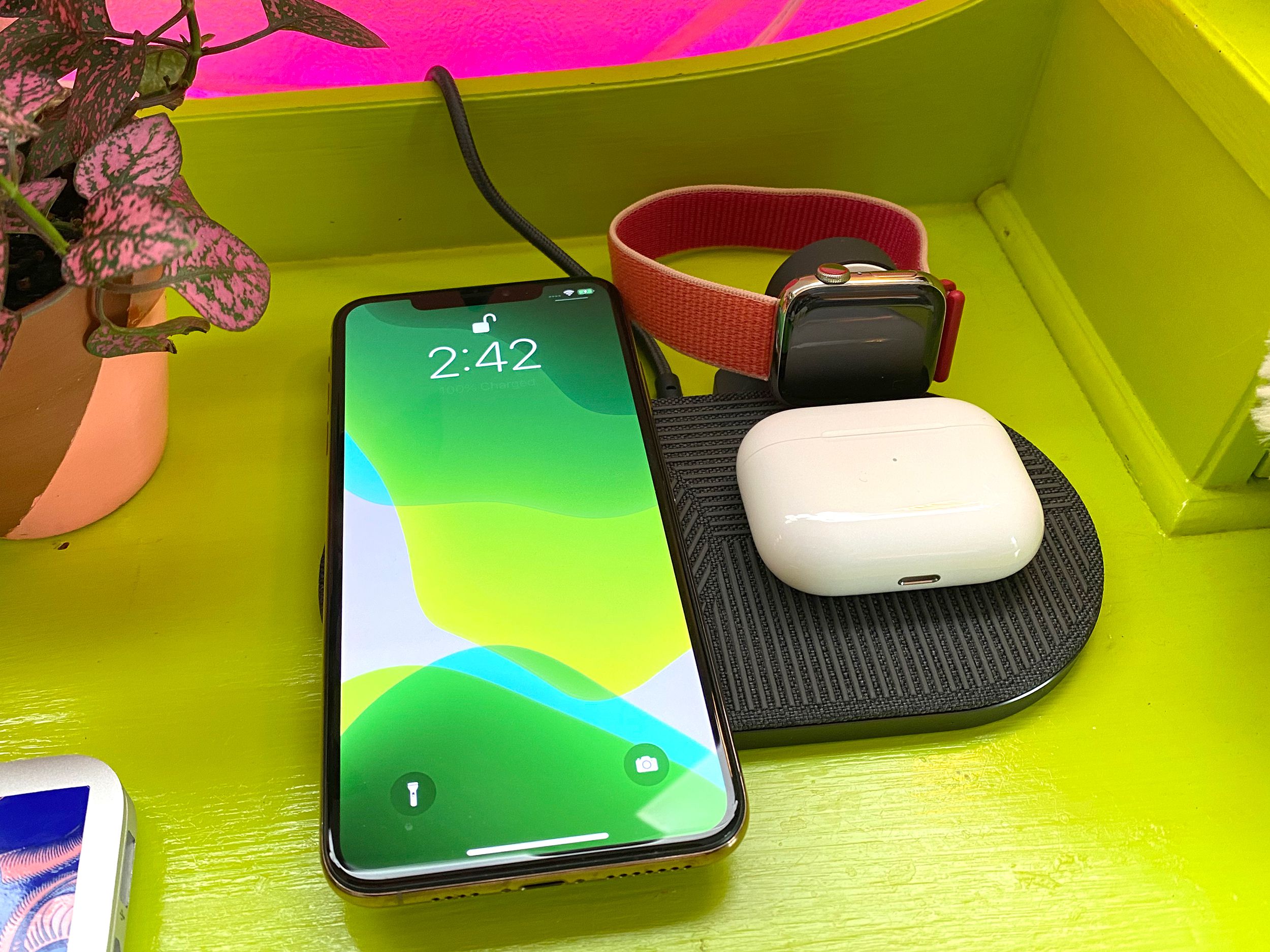 Drop XL Wireless Charger Watch Edition Review - MacRumors