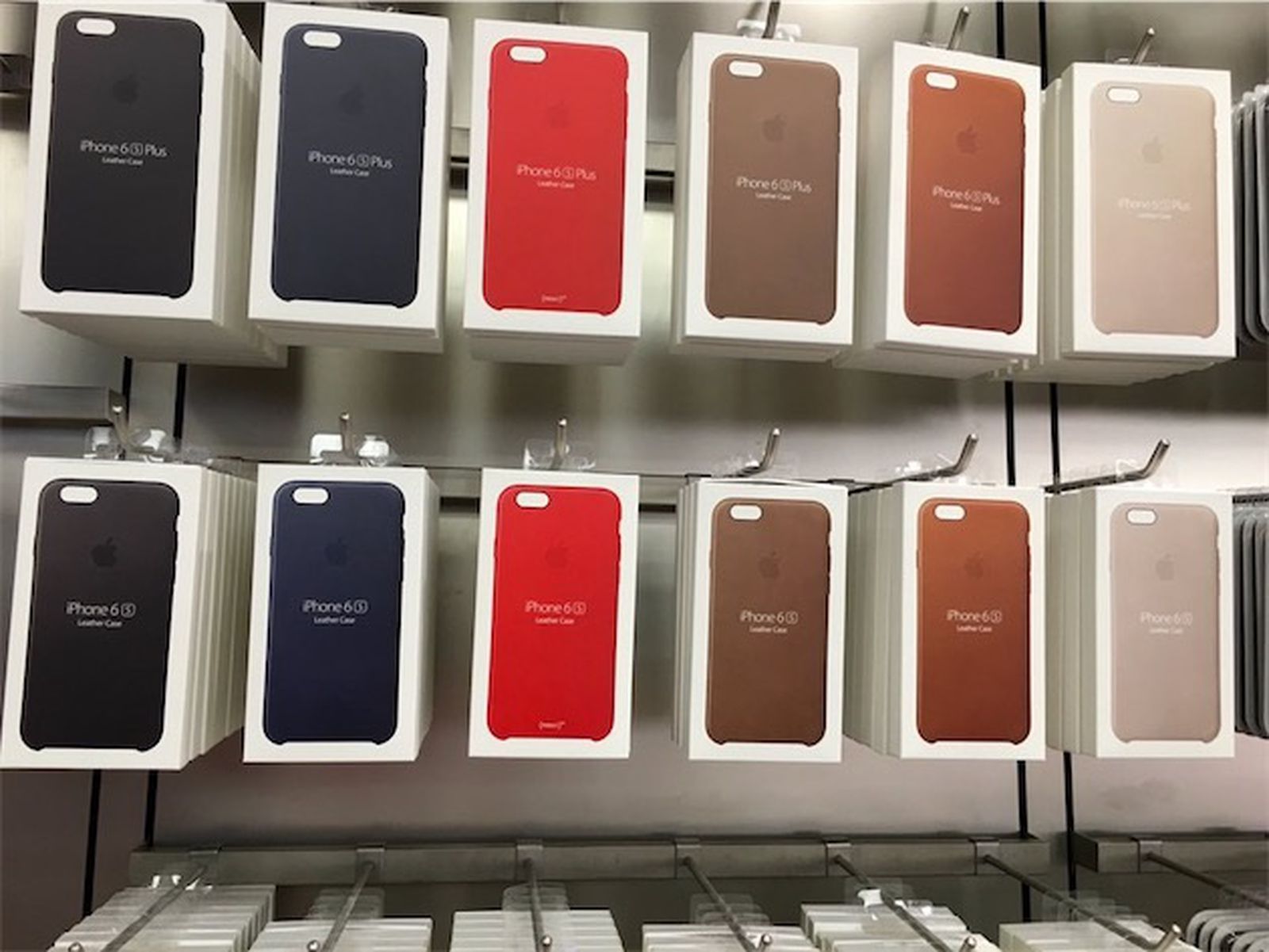 Dom Intens belegd broodje Apple Releases (PRODUCT)RED Leather Cases for iPhone 6s and 6s Plus -  MacRumors