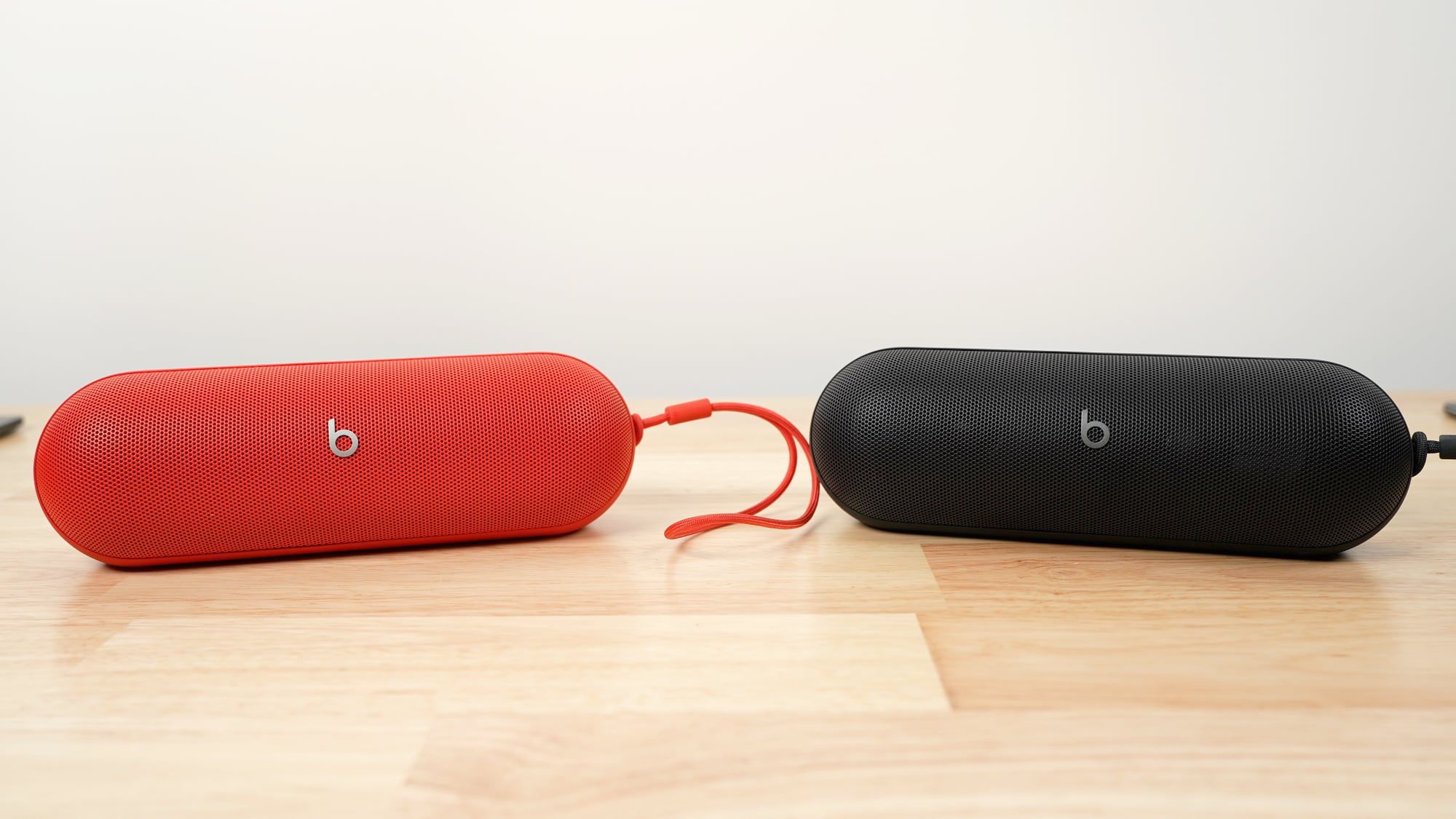 Apple Releases First Firmware Update for Beats Pill