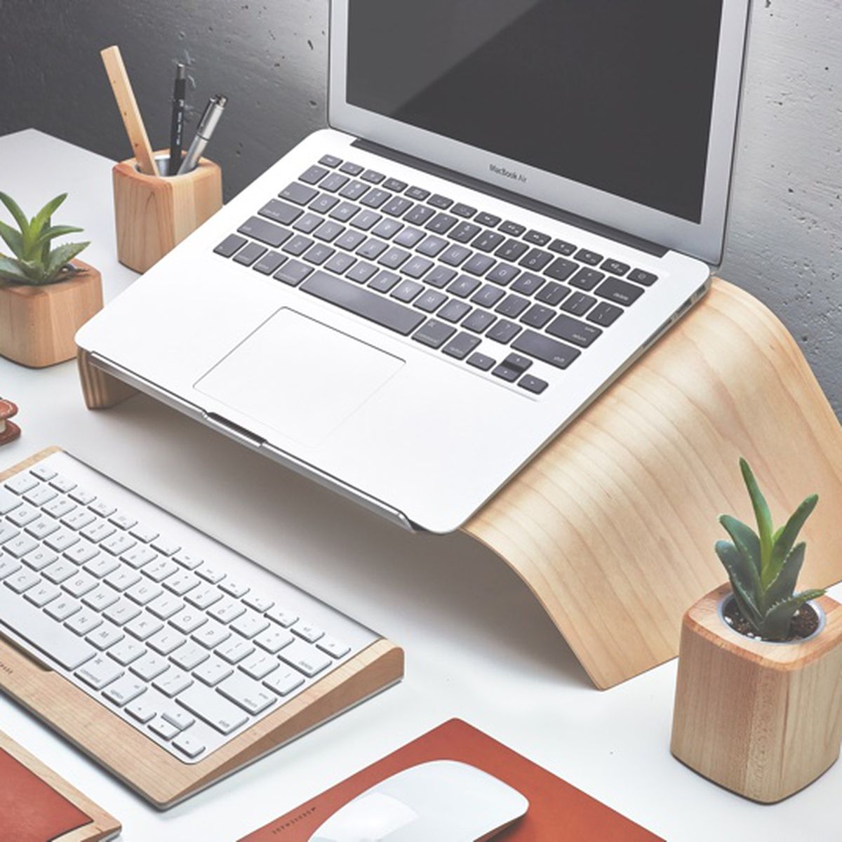 laptopstand2.jpg