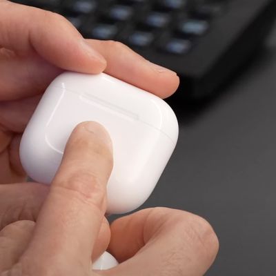 AirPods 4 Hidden Button
