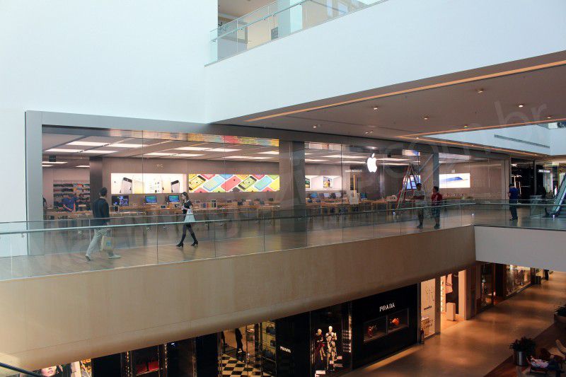 applestore_brazil_4