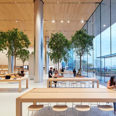 apple bangkok store opening interior 11072018