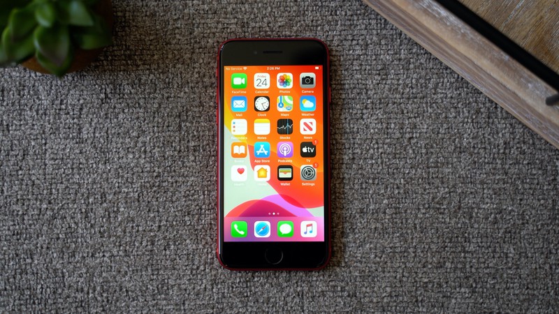 Hands On With The New Low Cost 2020 Iphone Se Macrumors