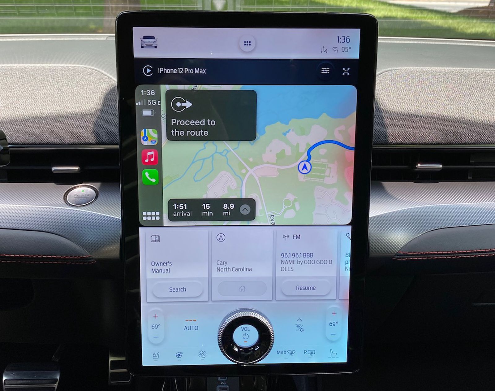 2021 Ford Mustang MachE Wireless CarPlay Review MacRumors