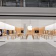 Apple Store Near Los Angeles Closed Due to 'Events Beyond Our Control'