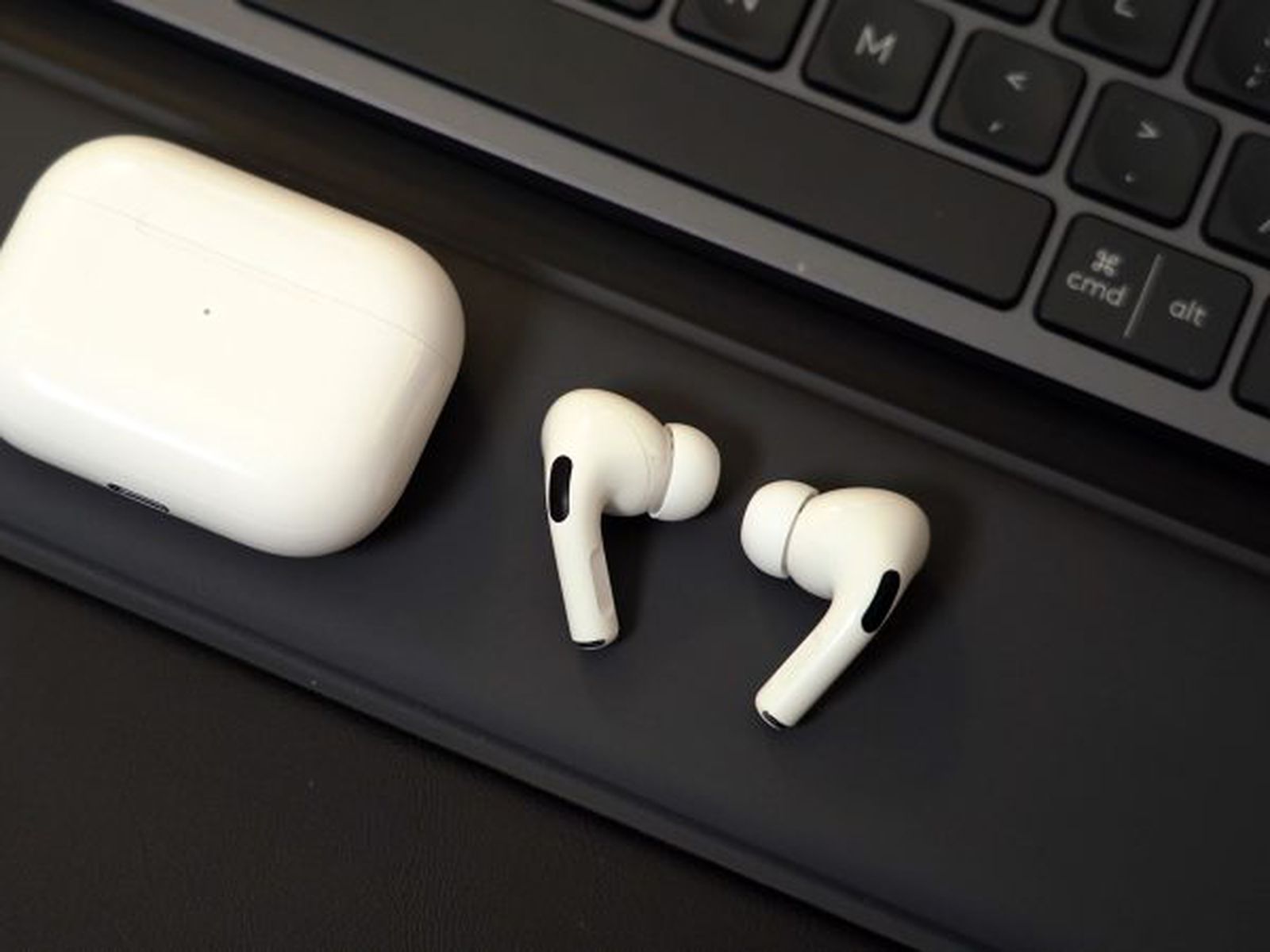 AirPods Pro 2C54 Firmware: Worse Noise Canceling, Improved 