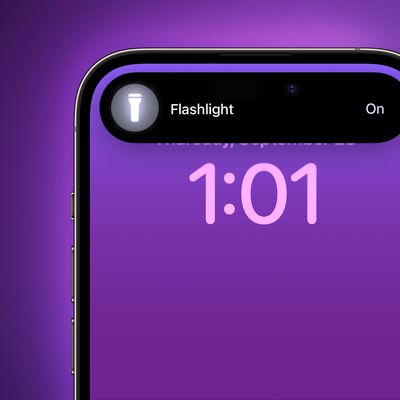 iOS 17 Flashlight Dynamic Island Feature