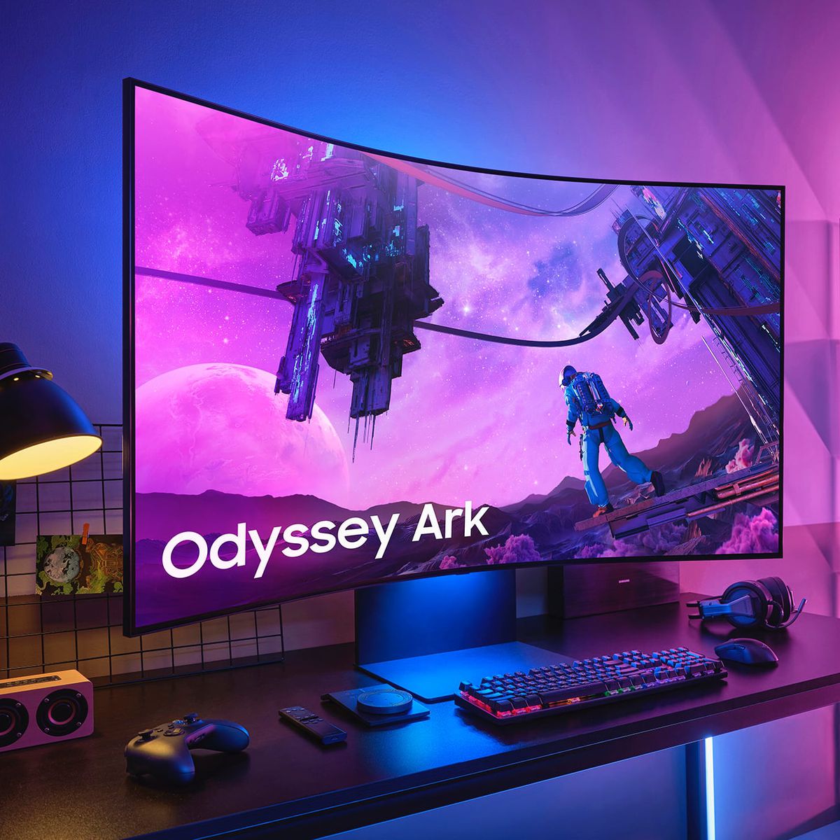 Samsung Odyssey Ark 55” Gaming Monitor Review: Oh God It's So Big