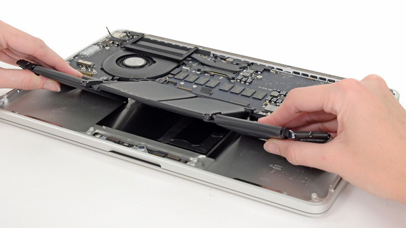 Teardowns of Late 2013 Retina MacBook Pros Reveal No Improvements Accessibility - MacRumors