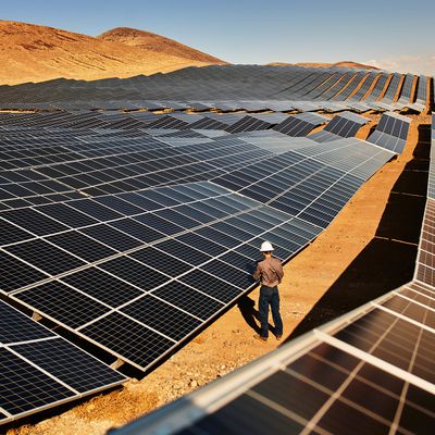 Apple green bonds create clean power 031721 Full Bleed Image