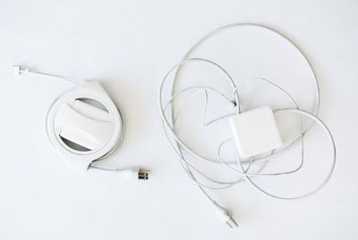 MacRumors Giveaway: Win a 'Side Winder' Cable Organizer for MacBook Pro or  MacBook Air - MacRumors