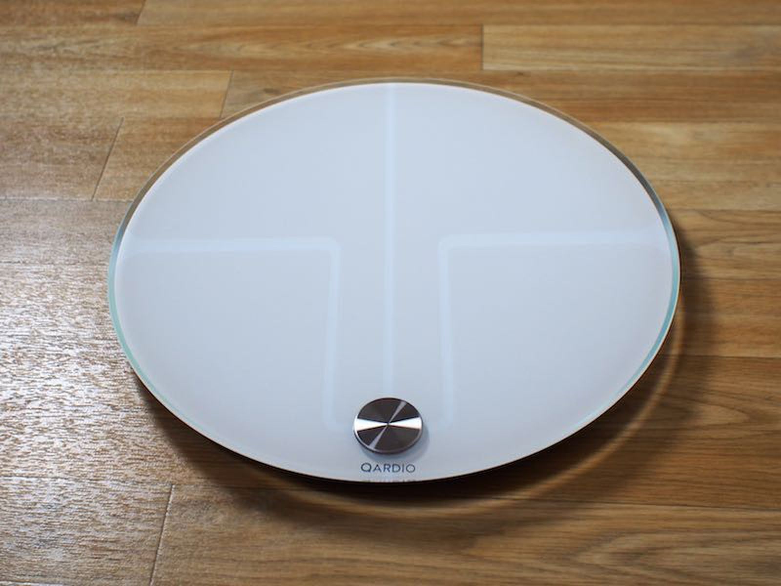 Qardio's upgraded smart scale adds rechargeable battery, improved accuracy