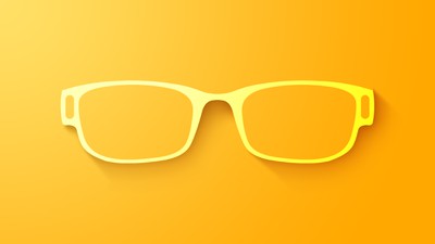 Characteristic yellow apple glasses