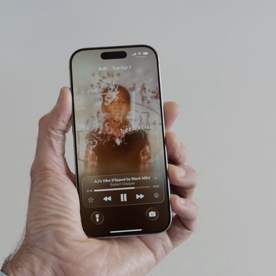 iOS 26 Lock Screen Full Screen Album Art