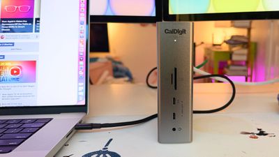 caldigit ts5 on desk
