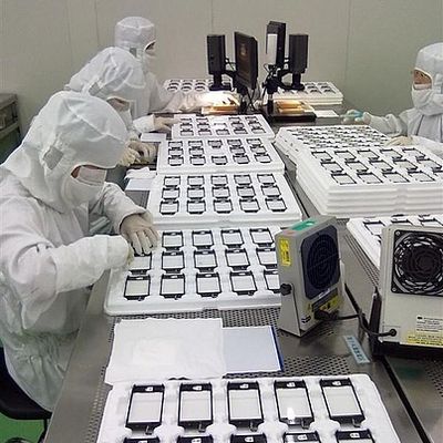 iphone display assembly production