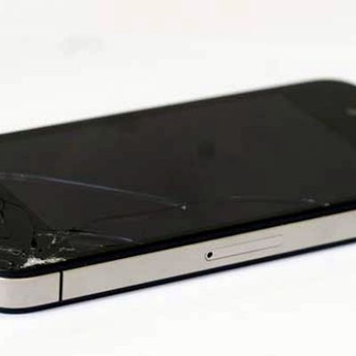 iPhone 4 cracked