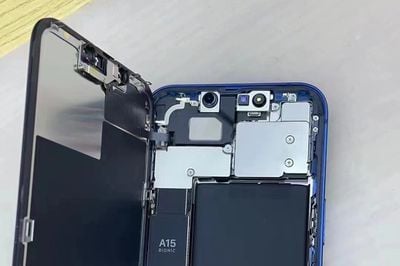 iphone 13 internal images notch