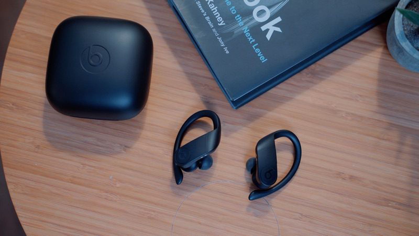 Powerbeats Pro: Apple's Sporty AirPods Alternative - MacRumors