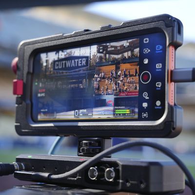 iPhone 17 Pro MLB Footage